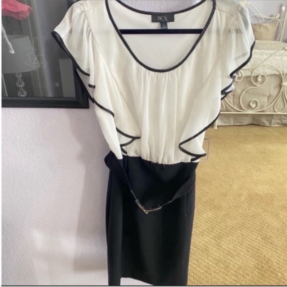Women's Black and White BCX Ruffled Mini Dress Size 10 or 11 - Picture 1 of 6
